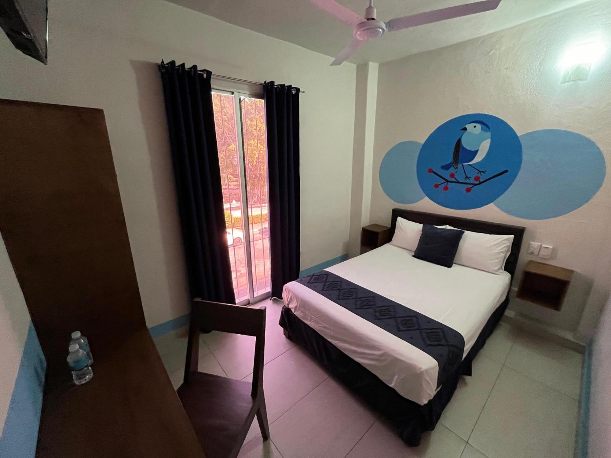 Hotel Juarez 70 Colima Exteriör bild