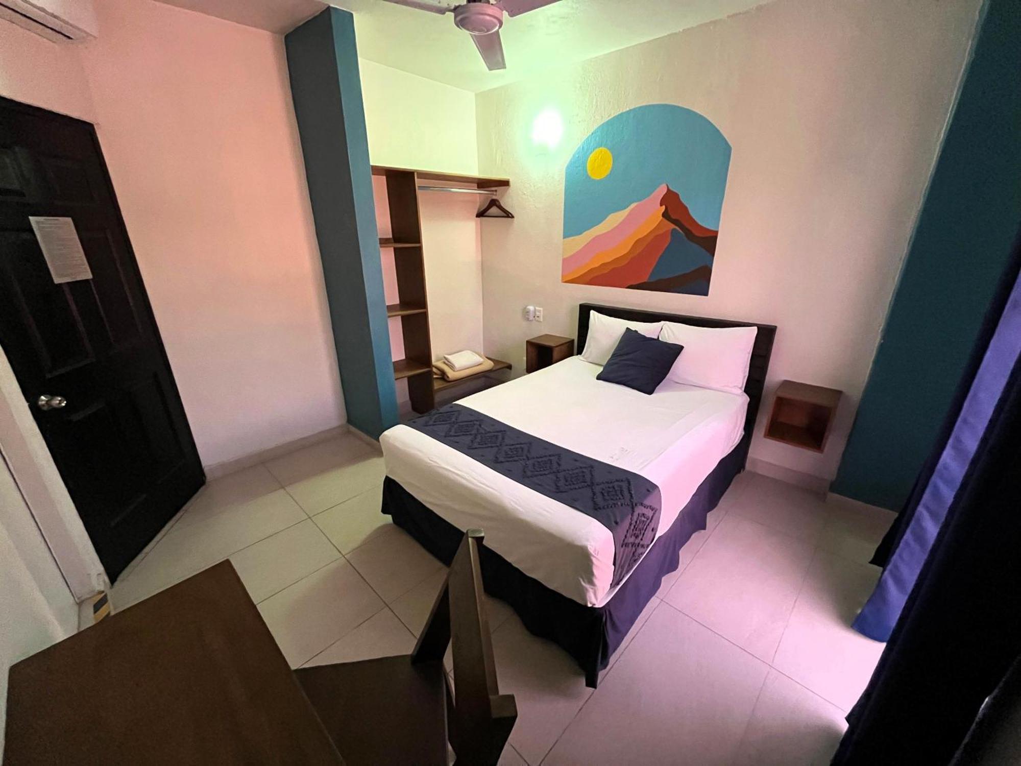 Hotel Juarez 70 Colima Exteriör bild