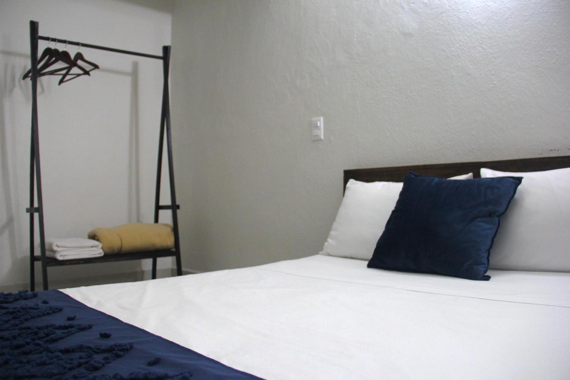 Hotel Juarez 70 Colima Rum bild
